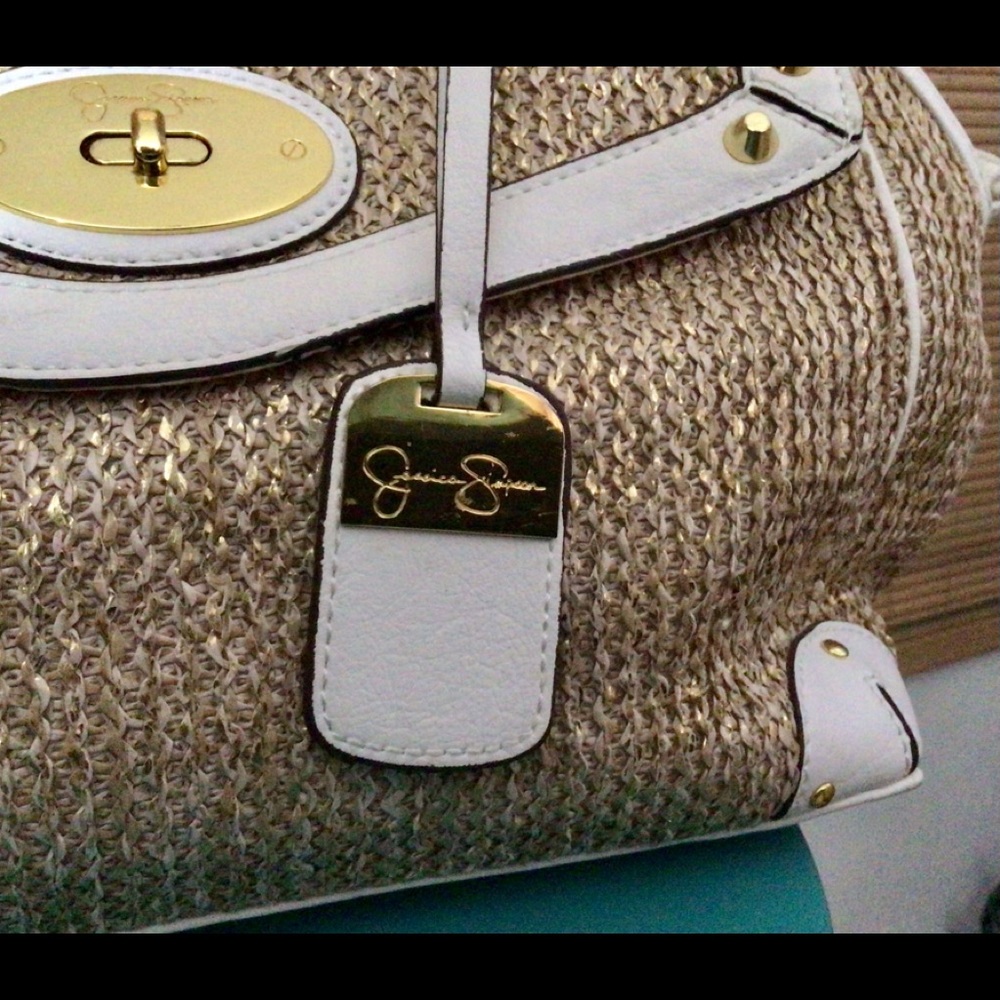 Jessica Simpson GREAT GIFT!! adjustable strap for comfort. - Picture 2 of 16